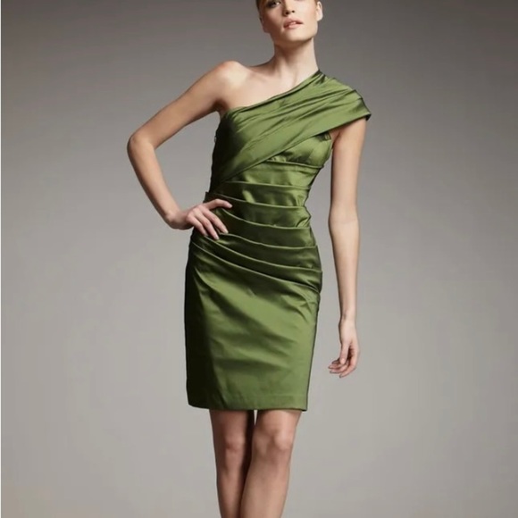 Kay Unger green dress - Picture 3 of 9